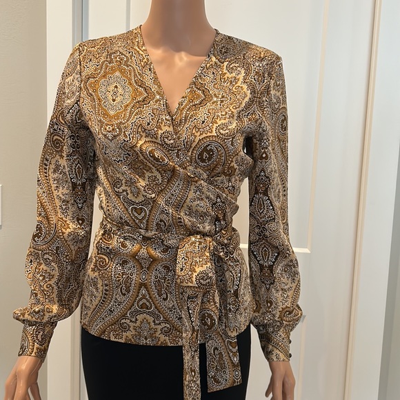 Talbots blouse - Picture 2 of 5